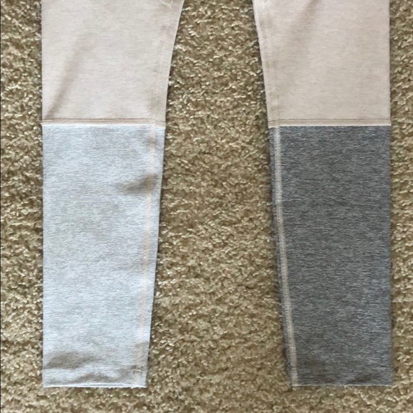 Outdoor Voices Nude Dipped Leggings Sz S & M - Picture 3 of 4